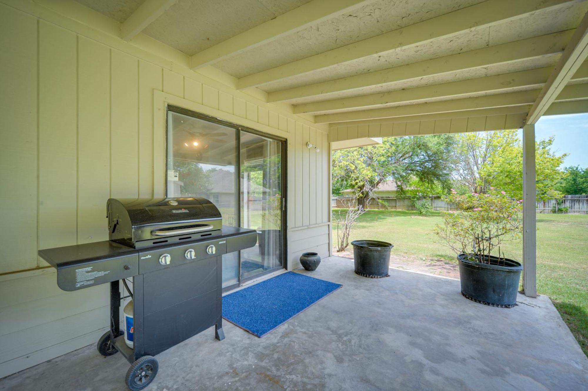 Mcqueeney Vacation Rental About 10 Mi To New Braunfels Extérieur photo
